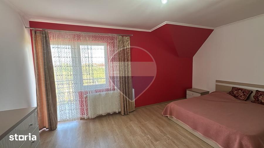 Casă cu 5 camere cu Teren 535 Mp în Sântandrei