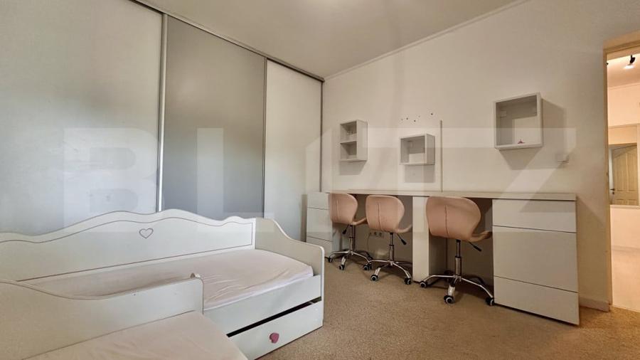 Apartament central, 3 camere, terasa 12mp, mobilat ?i util - 3