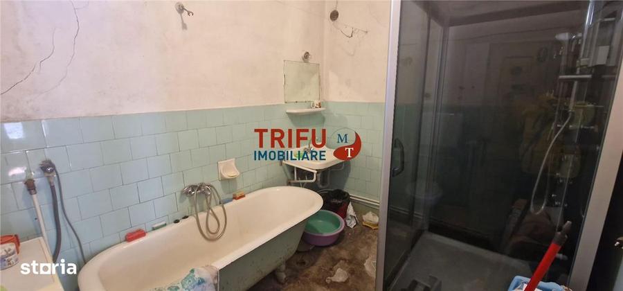 Casă cu 3 camere cu Teren 755 Mp în Central