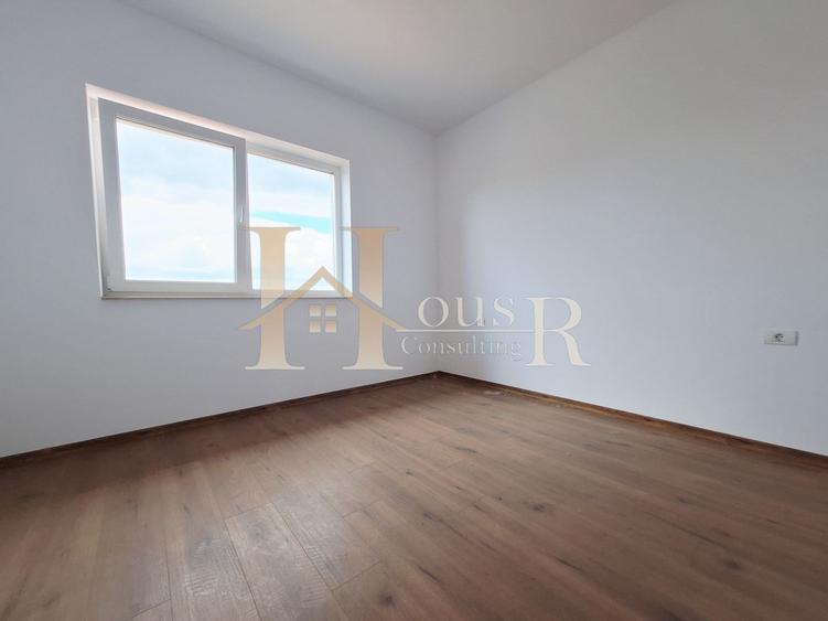 Duplex cu 5 camere cu Canalizare în Moșnița Nouă