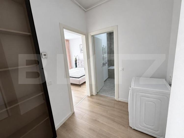 Apartament cu 2 camere semidecomandat, mobilat în Aradului