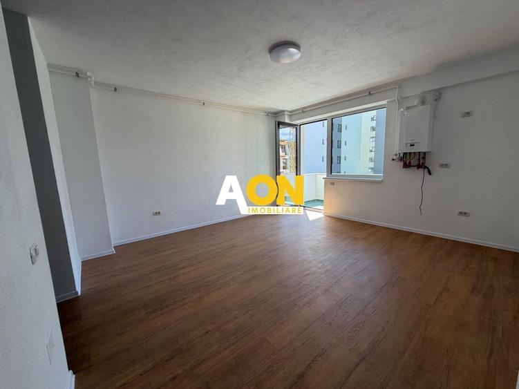 Apartament cu 3 camere decomandat în Ampoi 3