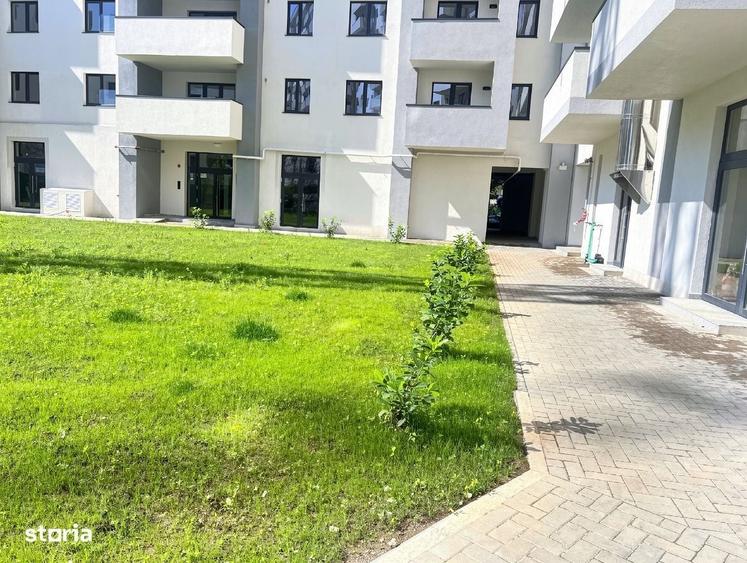 Apartament cu 2 camere semidecomandat în Păcii