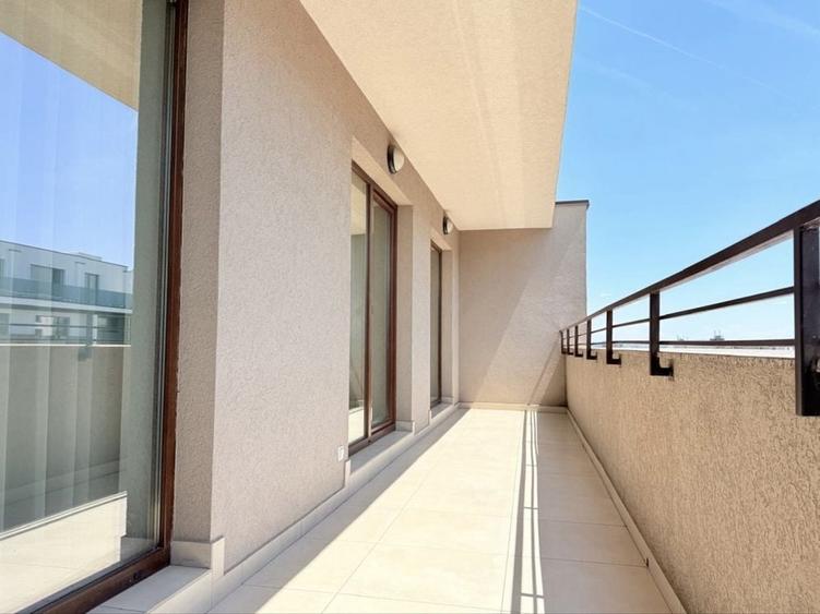 Apartament cu 4 camere decomandat în Bulgaria