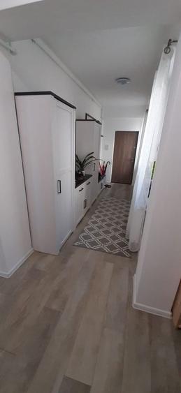Apartament cu 2 camere decomandat, mobilat în Girocului