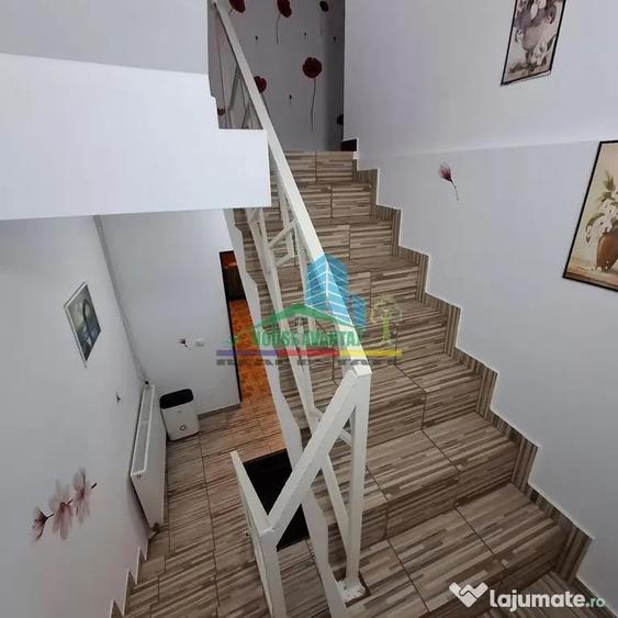 Casă cu 5 camere cu Teren 157 Mp în Central
