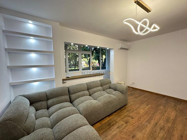 Apartament cu 3 camere semidecomandat, mobilat în Berceni