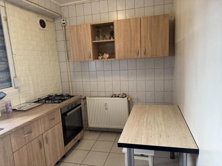 Apartament cu 2 camere decomandat în Giurgiului