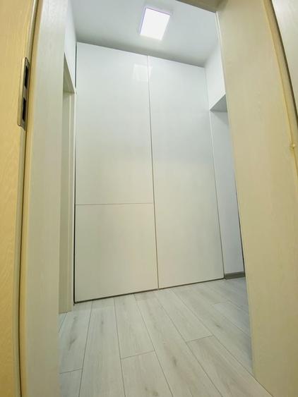 Apartament cu 2 camere semidecomandat în Giroc