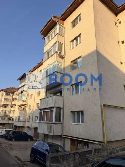 Apartament cu 2 camere decomandat în Căzănești (Râmnicu Vâlcea)