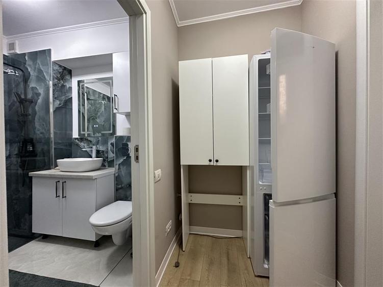 Apartament cu 2 camere semidecomandat în Podgoria