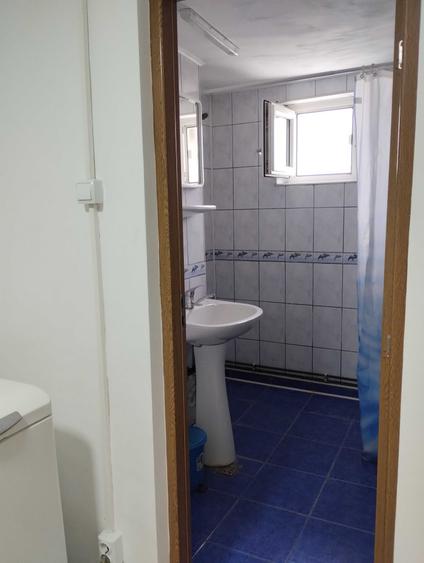 Garsonieră semidecomandată în Micro 6