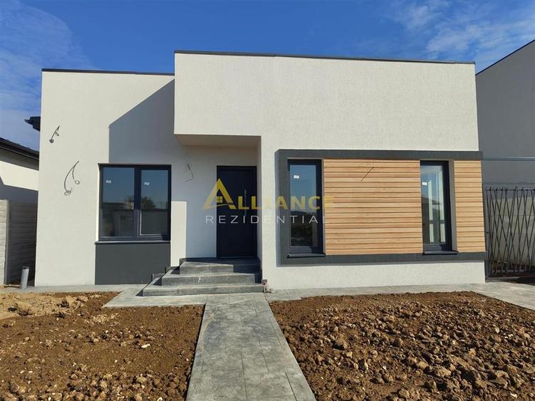 Casă individuală cu 4 camere cu Teren 330 Mp în Berceni