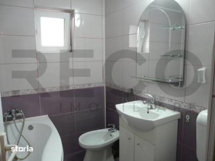 Apartament cu 2 camere decomandat în Rogerius