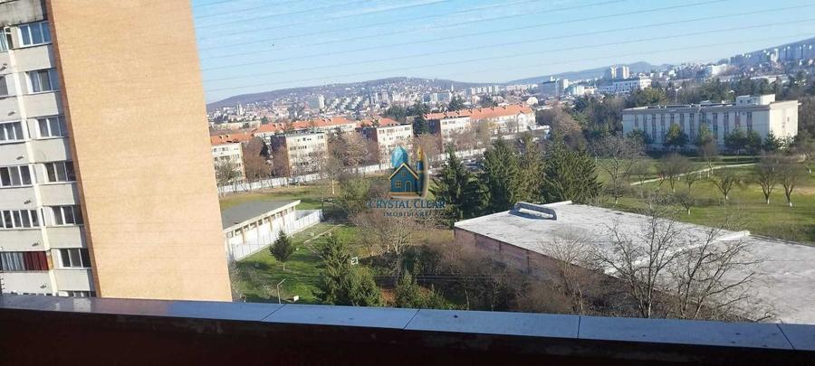 Apartament cu 2 camere semidecomandat în Libertății