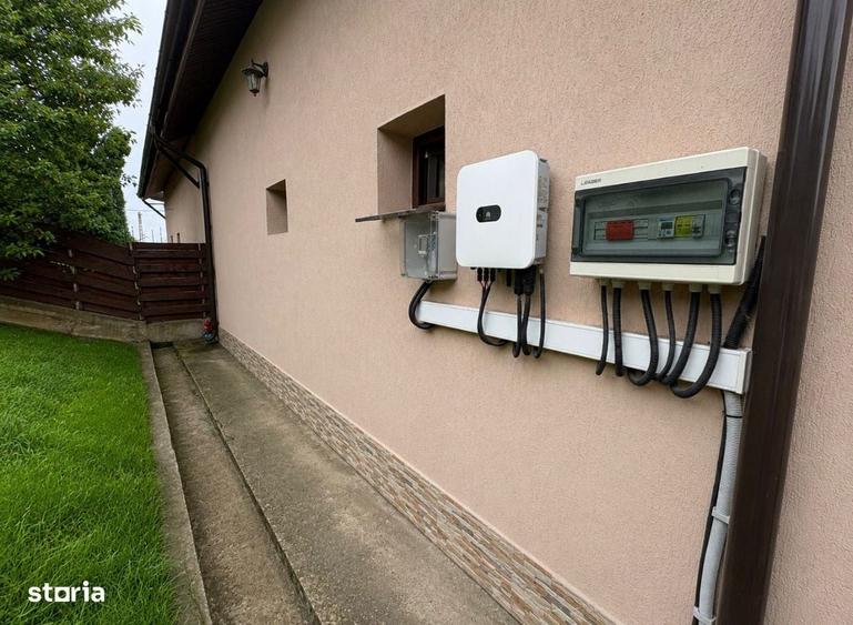Casă cu 4 camere cu Teren 580 Mp în Tomești