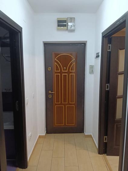 Apartament cu 2 camere decomandat în Ostroveni