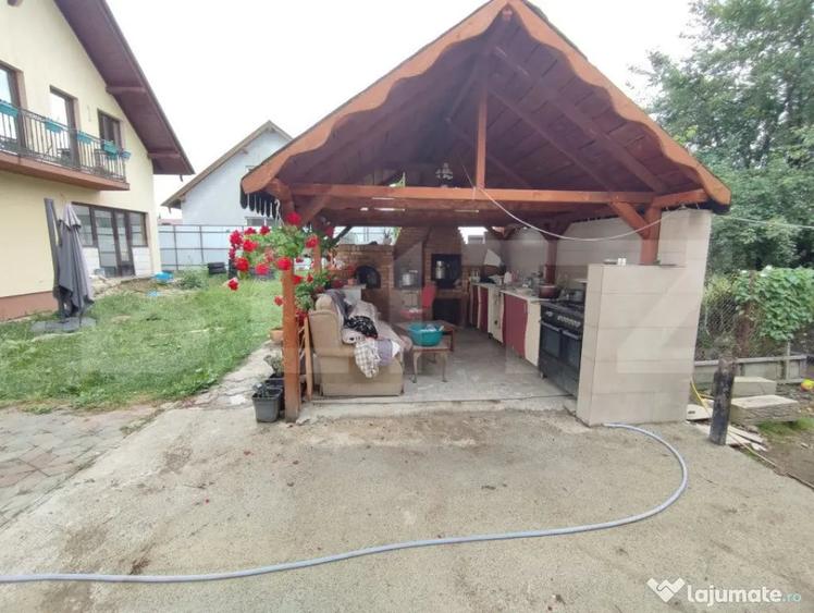 Casă cu 5 camere cu Teren 970 Mp în Rădăuți
