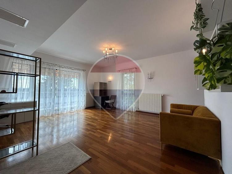 Apartament cu 2 camere decomandat, mobilat în Băneasa