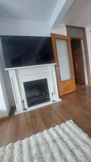 Apartament cu curte de vanzare - 1