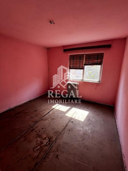 Apartament cu 4 camere în Central