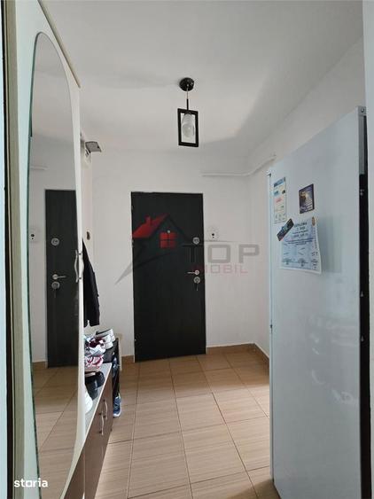 Apartament cu 2 camere semidecomandat în Mircea cel Bătrân