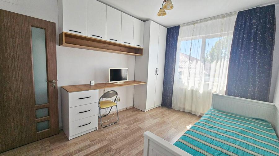 Apartament cu 3 camere decomandat în Chiajna