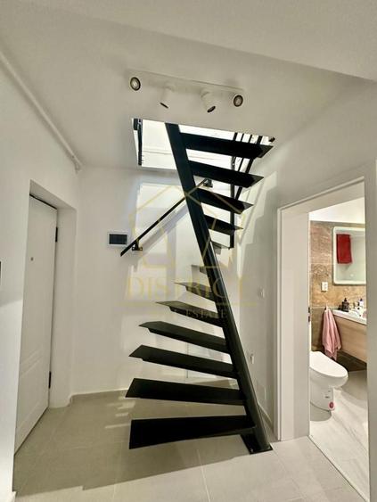Apartament cu 3 camere decomandat, mobilat în Calea Urseni