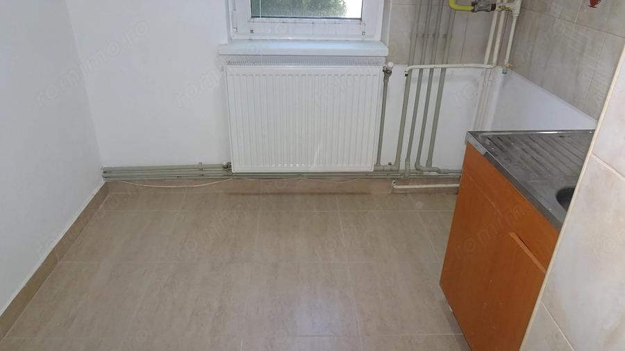 Garsonieră decomandată în Zamfirescu