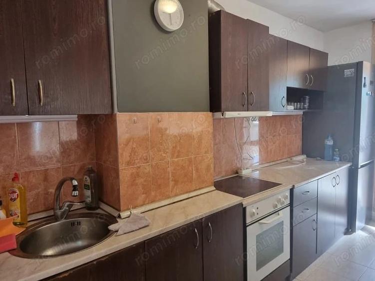 Apartament 2 camere de inchiriat in zona 1 Decembrie - 1