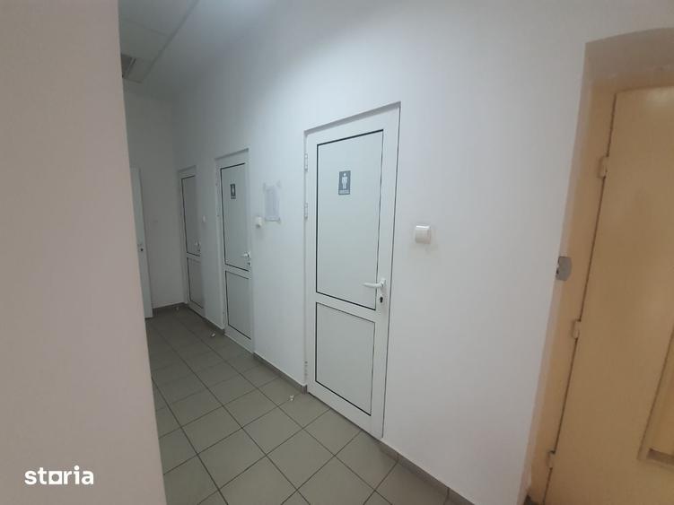 Spațiu comercial, de 220 mp, în Central