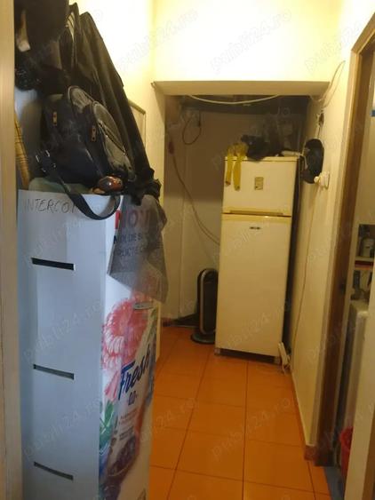 Apartament cu 2 camere semidecomandat în Exterior Vest