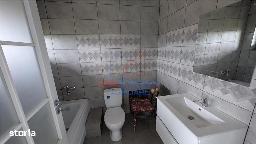 Vila triplex 4 camere si teren Barnova - 1