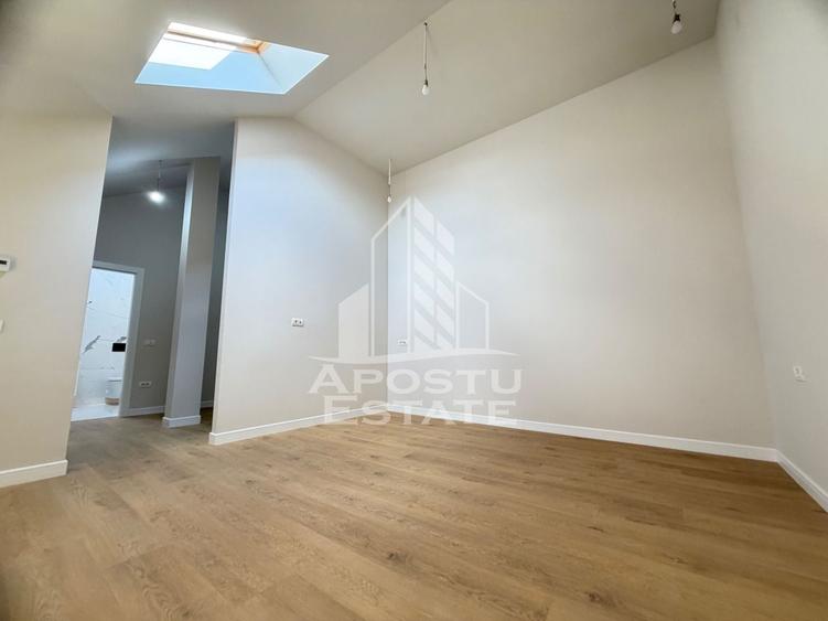 Apartament cu 3 camere decomandat în Complex Studențesc