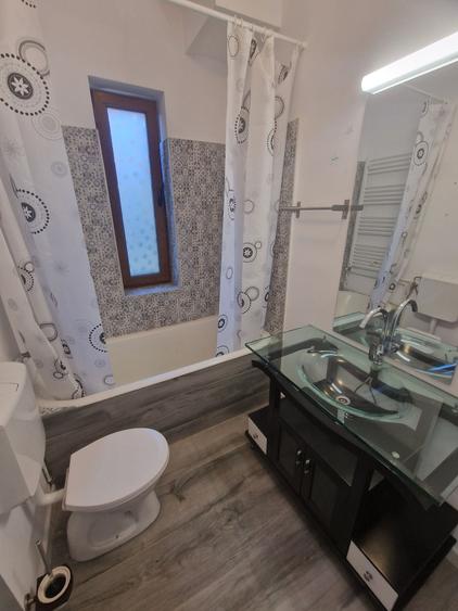 Casă cu 3 camere în Central