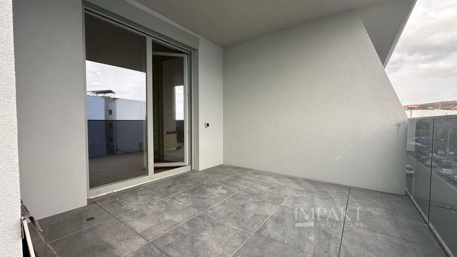Apartament cu 2 camere semidecomandat, mobilat în Iris