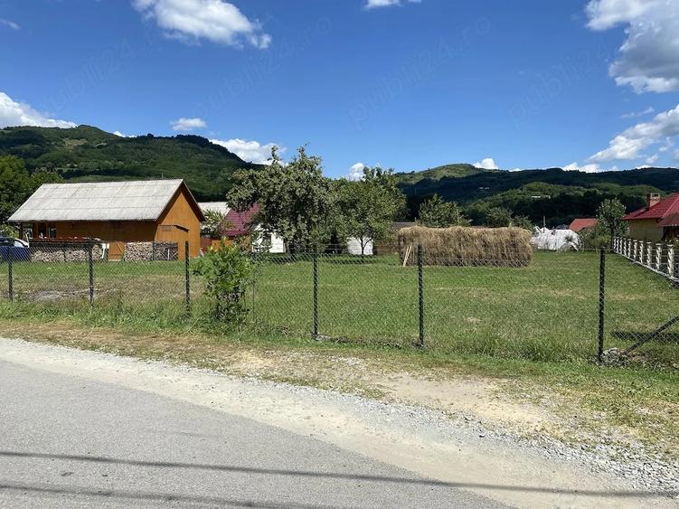 Casă cu Teren 1850 Mp în Vișeu de Jos