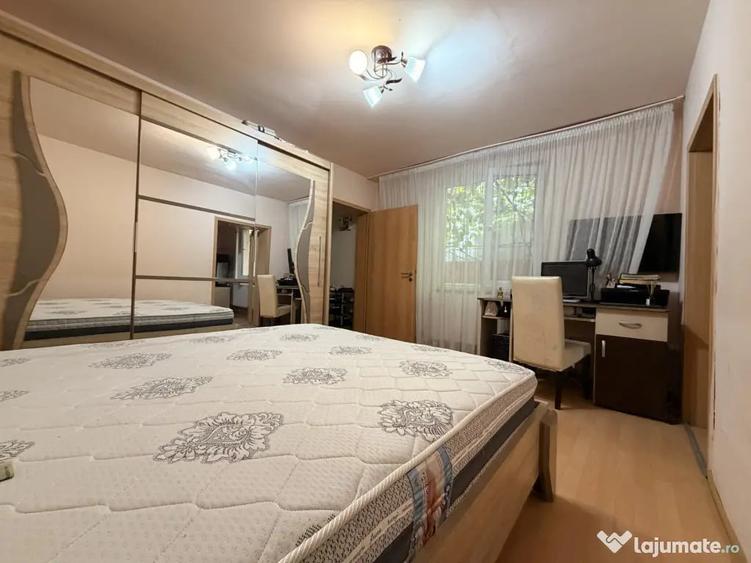 Casă cu 5 camere cu Teren 403 Mp în Central