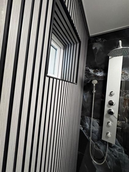 Apartament cu 3 camere semidecomandat, mobilat în Republicii