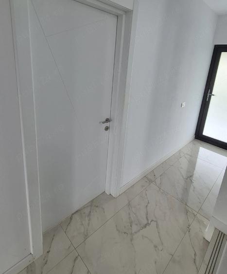 Casă cu Teren 500 Mp în Central