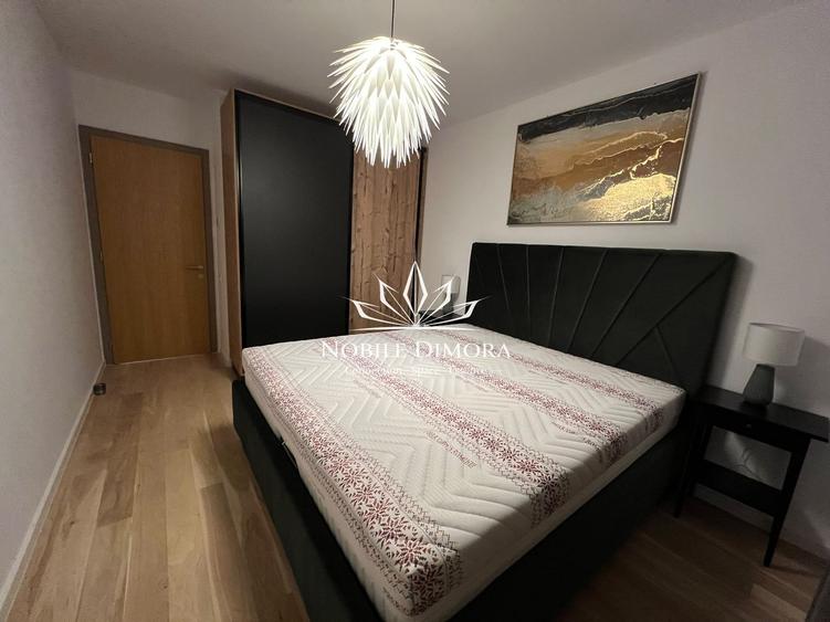 Apartament cu 3 camere decomandat, mobilat în Central