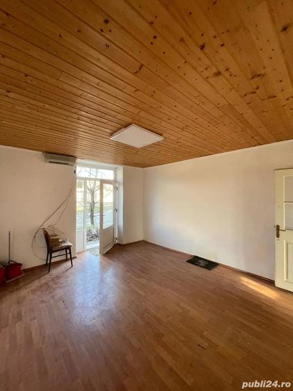 Spațiu comercial, de 28 mp, în Central