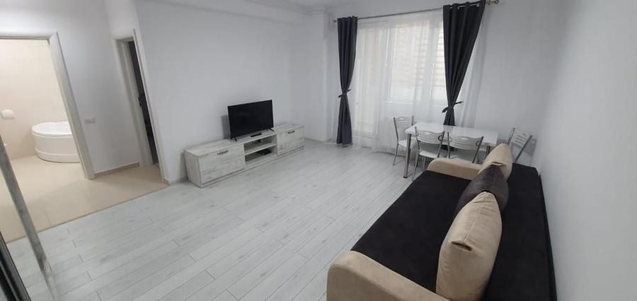 Apartament cu 2 camere decomandat în Roșu