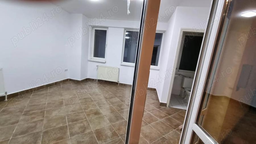 Spațiu comercial, de 18 mp, în Central