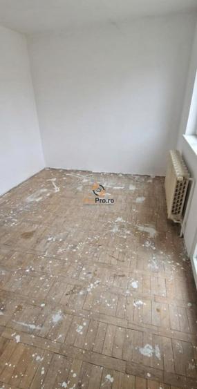 Apartament cu 2 camere decomandat în Dâmbovița