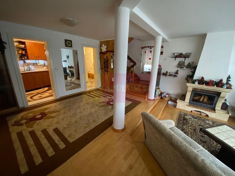 Vila de vânzare cu 4 camere în Breaza - 10