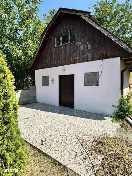 Casă cu 2 camere cu Teren 1349 Mp în Supur