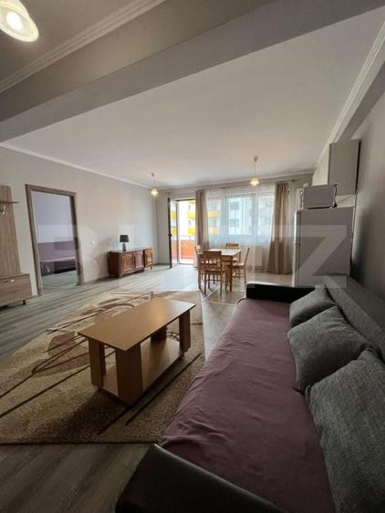 Apartament cu 2 camere semidecomandat, mobilat în Florești