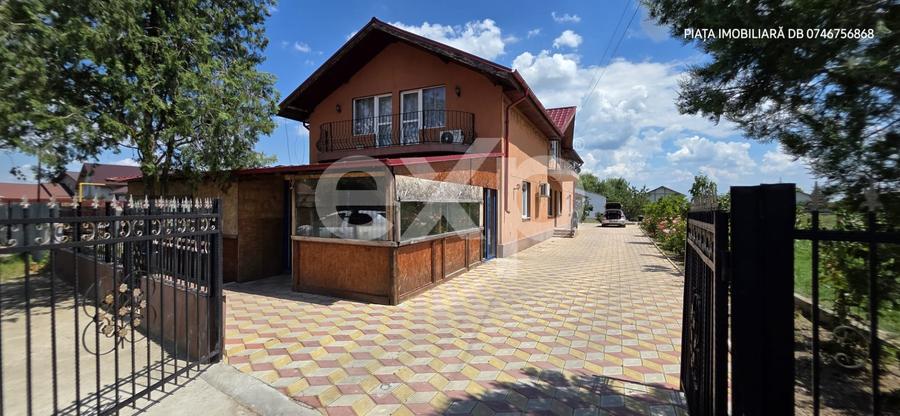 Casă individuală cu 6 camere cu Garaj în Colacu