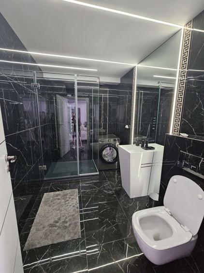 Apartament cu 2 camere decomandat, mobilat în Central